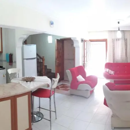 Nirvana Beach Club Bungalow فتحية